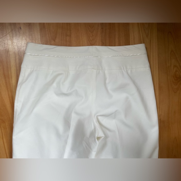 White House Black Market Off White Women's Trousers - Picture 2 of 11